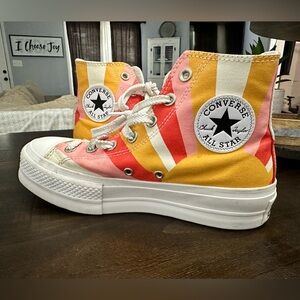 Converse size 7